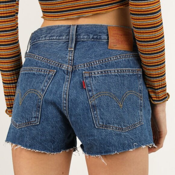 501 Levi's Women's Blue Denim Cutoff Shorts - Picture 1 of 9